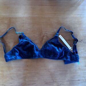 NWT JUEM “Tilda” Nursing Lace Triangle Bralette in mineral